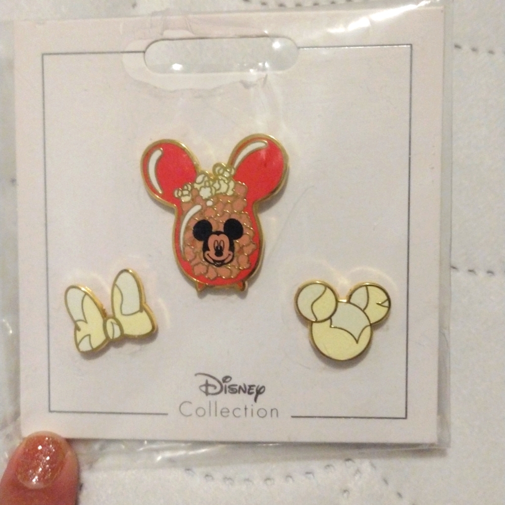 Disney Collection Pins